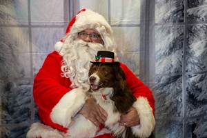 2025 Santa Pictures Chow Down